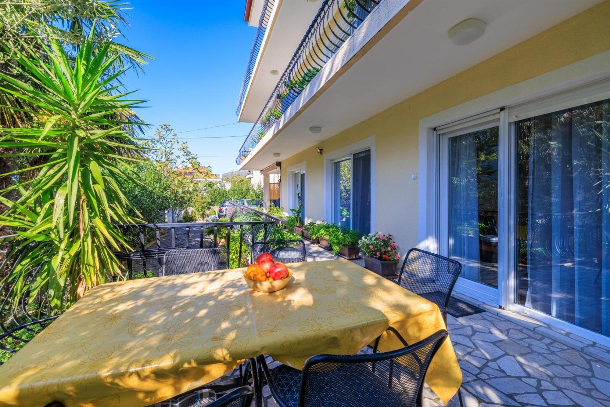 Apartments Pinty Jadranovo Exterior photo