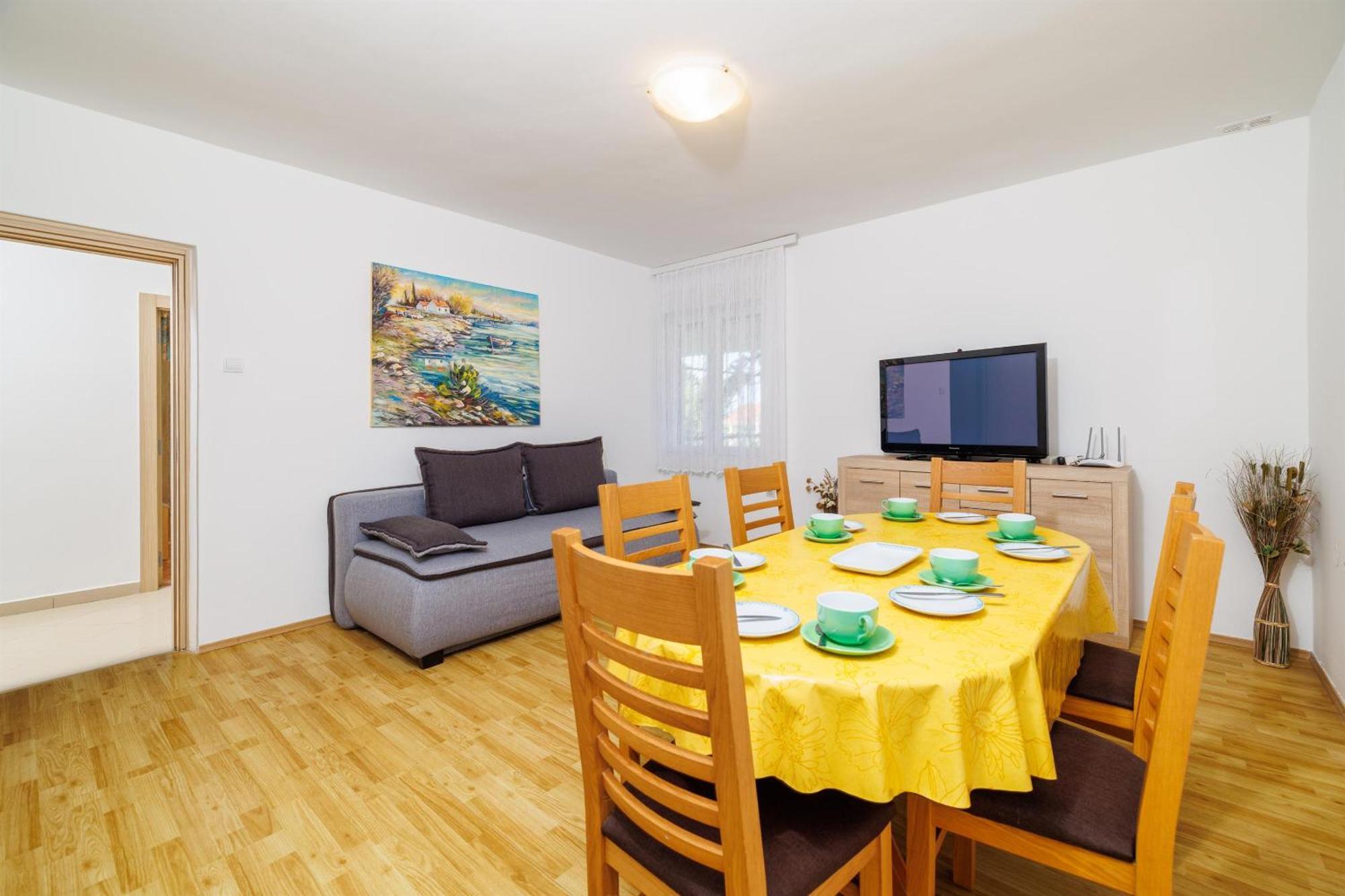Apartments Pinty Jadranovo Exterior photo