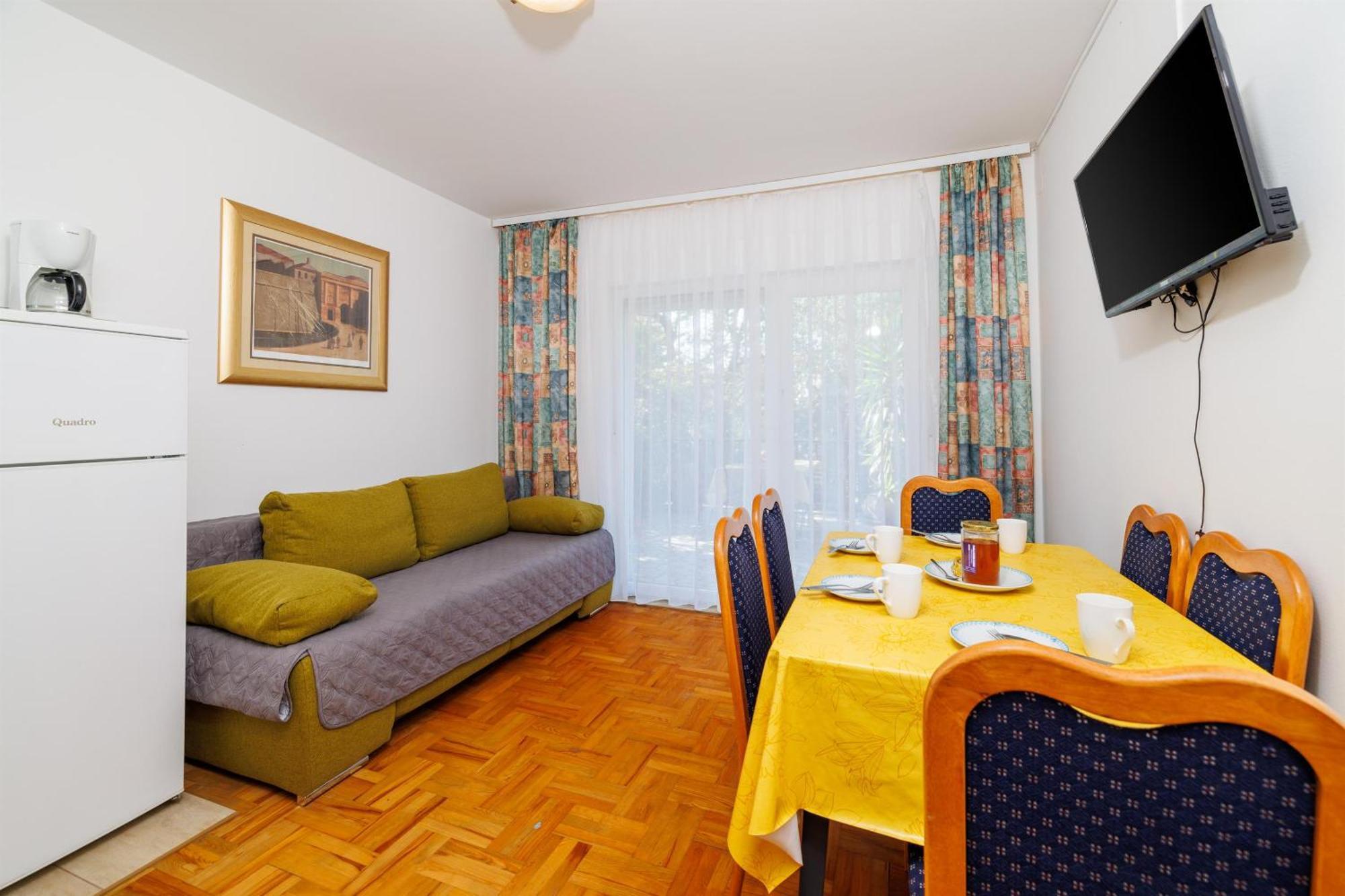 Apartments Pinty Jadranovo Exterior photo