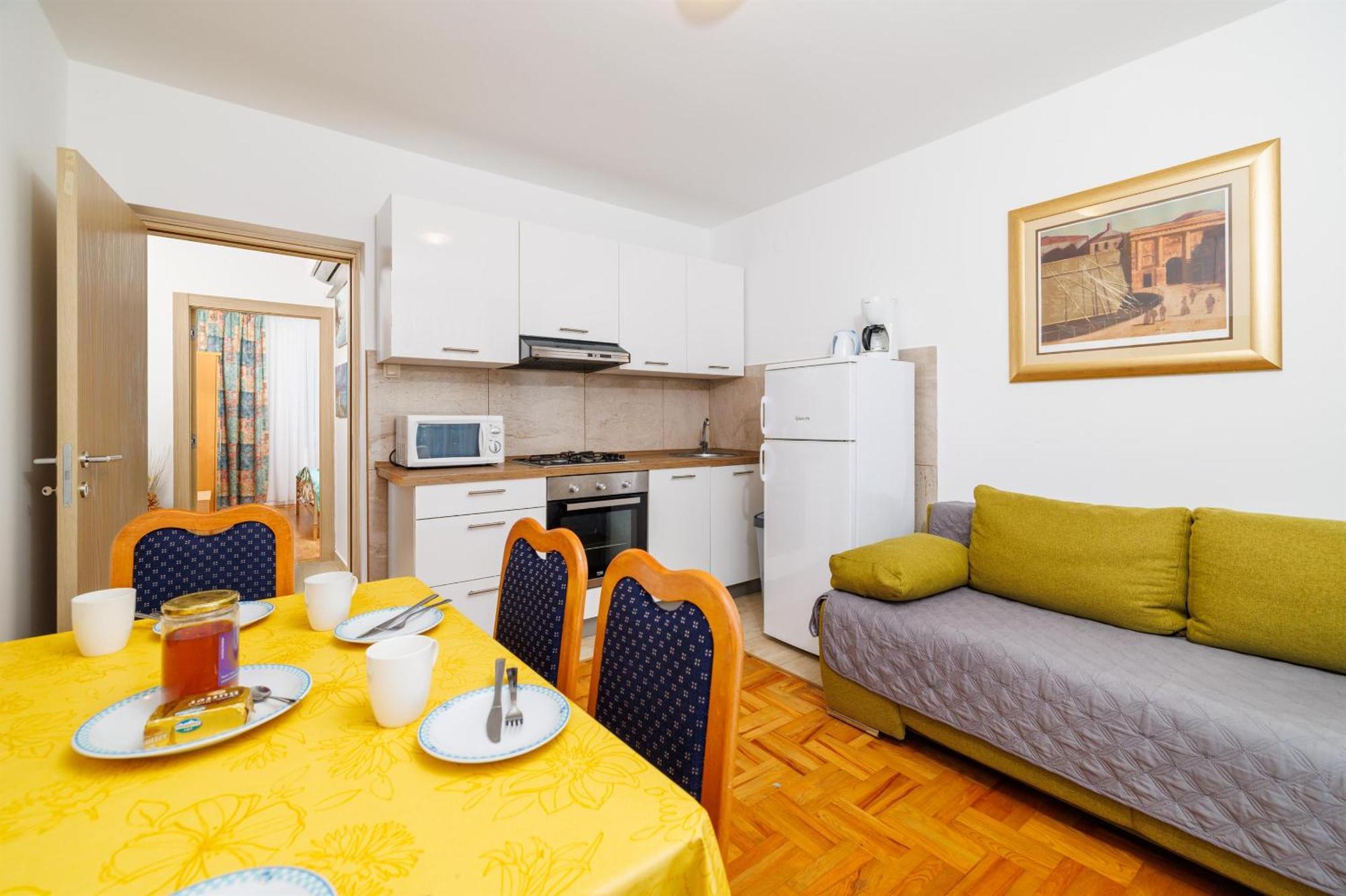 Apartments Pinty Jadranovo Exterior photo