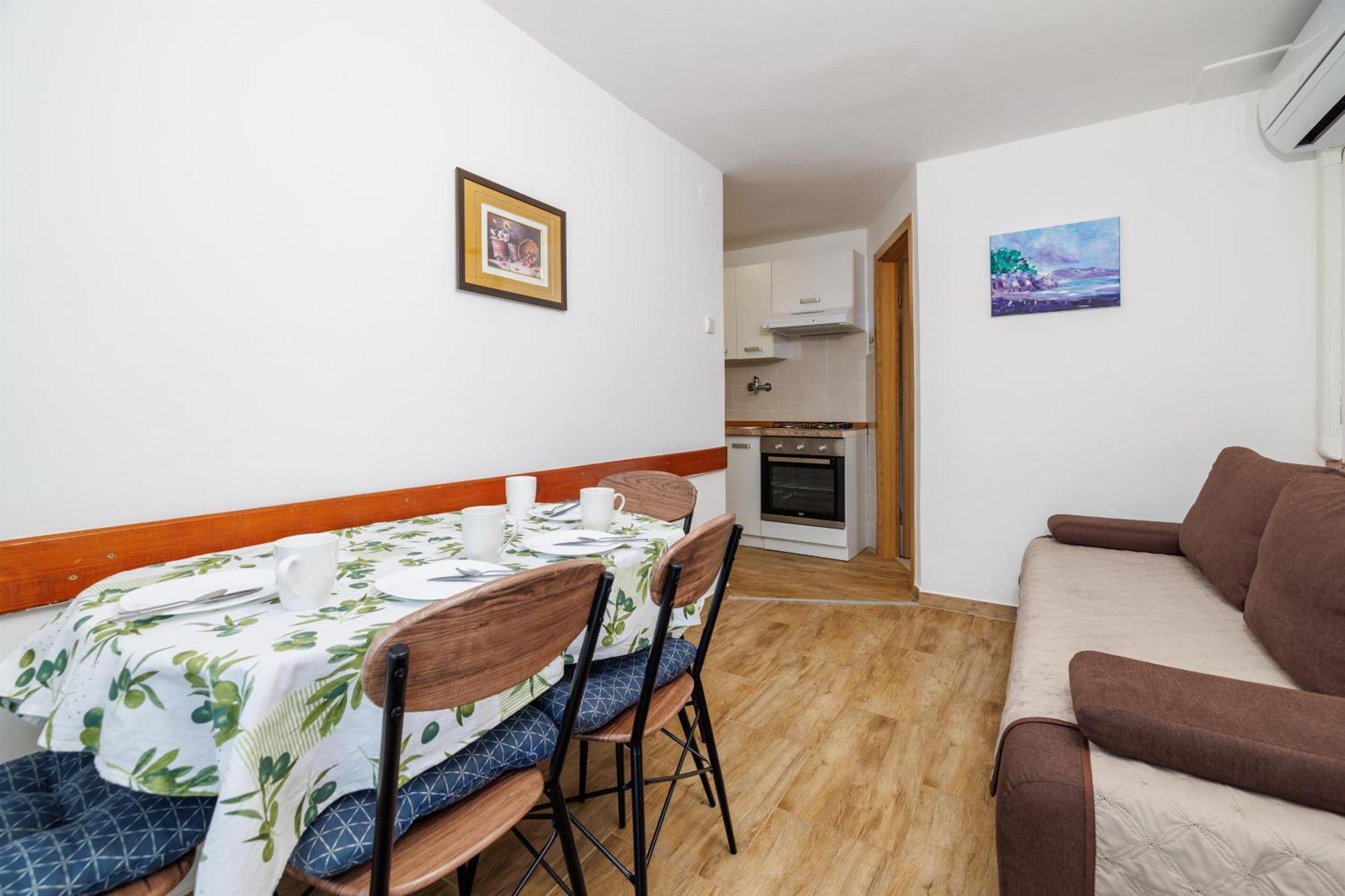 Apartments Pinty Jadranovo Exterior photo