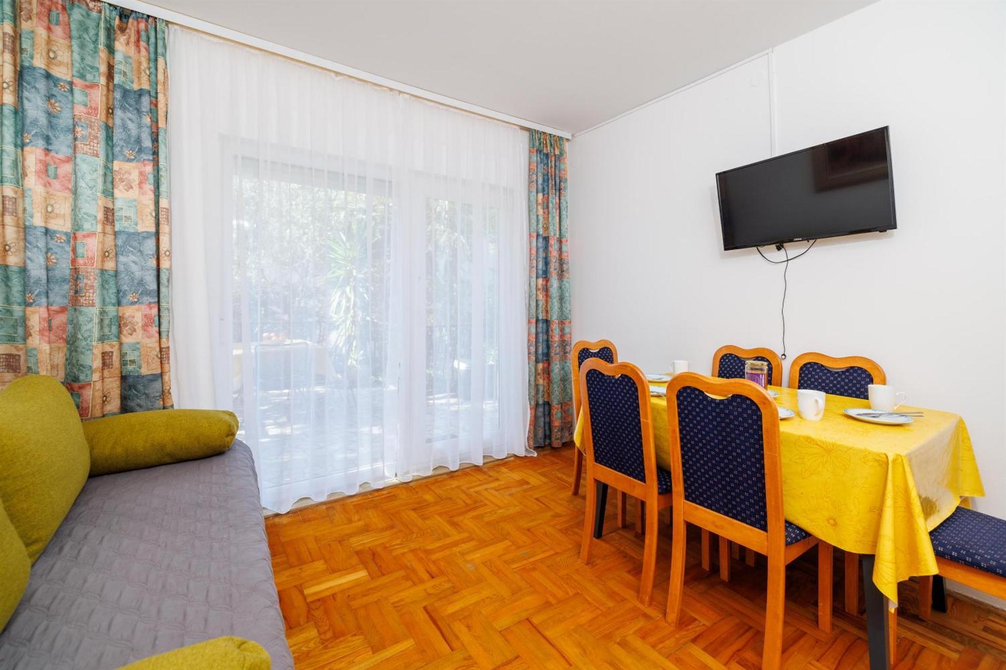 Apartments Pinty Jadranovo Exterior photo